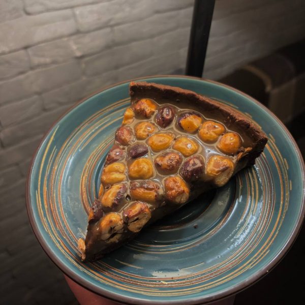 Тарт з фундуком